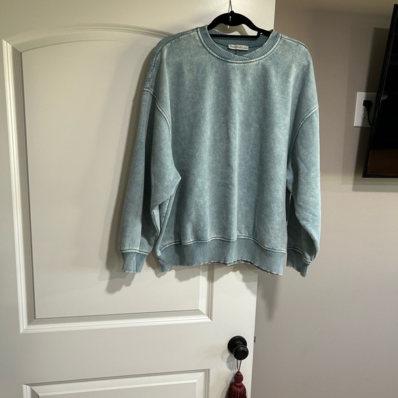 Zenana Outfitters Tops - Zenana Crewneck Sweatshirt Seafoam L/XL